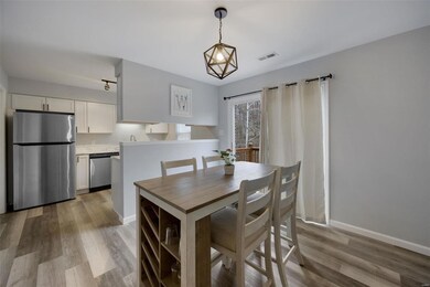 Custom Kitchen & Dining