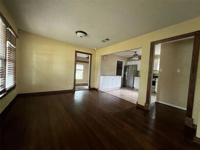 232 Harrison Ln, Hurst, TX 76053 - photo 3