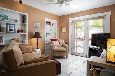 1011 Varela St Key West FL-large-004-002