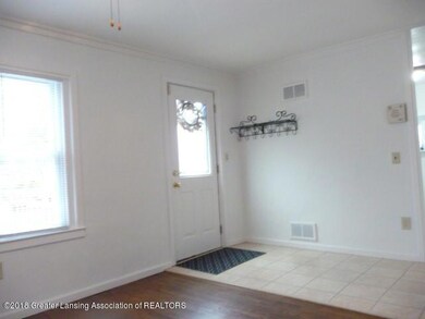 230 Rita Ave, Lansing, MI 48910 - photo 7