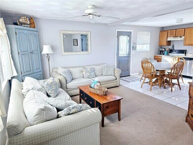 42 Charlene Ave, Westerly, RI 02891 - photo 5