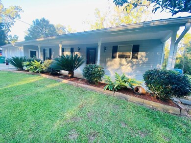 Beautiful curb appeal 