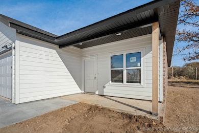 58 Snyder Springs Cir, Watts, OK 74964 - photo 4