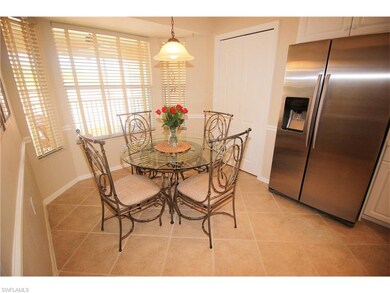 Kitchen breakfast nook