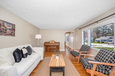 241 Charles St, Reading, MA 01867 - photo 4