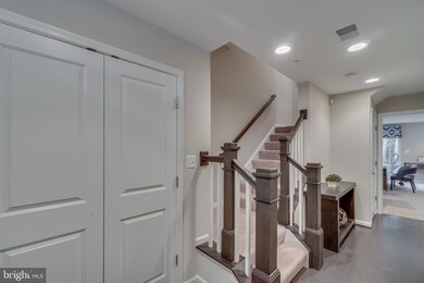 714 Maury Ave, Oxon Hill, MD 20745 - photo 4