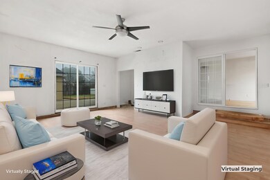 6-web-or-mls-8Q0A1127 - Living Room - St
