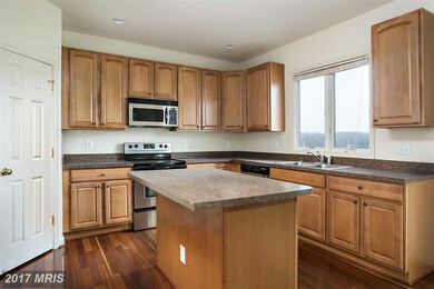 6073 Toomey Ln, Elkridge, MD 21075 - photo 5