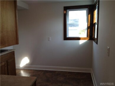 Kitchen Dining Let the sun shine in to the kitchen table eating space!