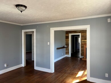 413 Riverview Dr, Shelbyville, TN 37160 - photo 5