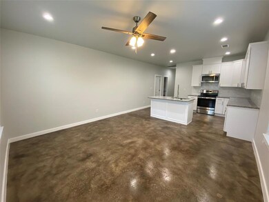 1010 S Rusk Ave, Denison, TX 75020 - photo 3