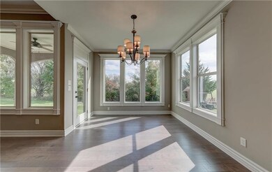 Double-pane vinyl windows with low-e glass.Program