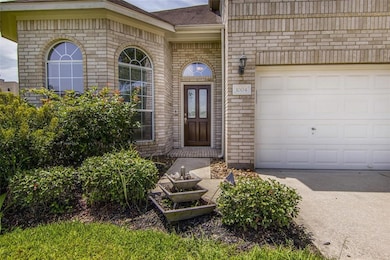 1004 Autumn Brook St, Seabrook, TX 77586 - photo 3