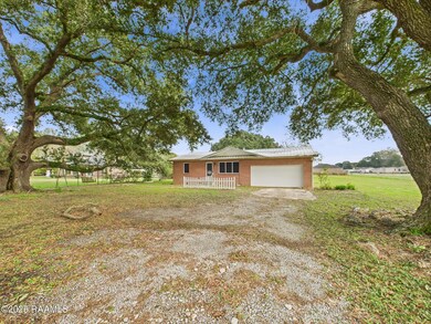 4525 Verot School Rd, Youngsville, LA 70592 - photo 3