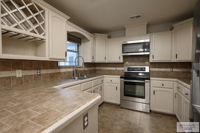 3400 Superior Dr, Weslaco, TX 78596 - photo 4