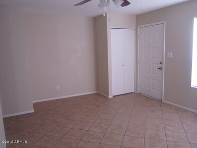 LIVING ROOM/ENTRY