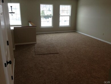 111 Walnut St, Freemansburg, PA 18017 - photo 5