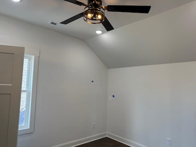 170 Belvedere Cir, Savannah, TN 38372 - photo 6