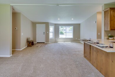 1809 NW Fir Ave, Redmond, OR 97756 - photo 7