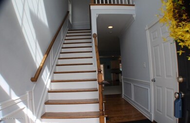 218 Twins Ln, Mountain Top, PA 18707 - photo 4