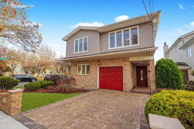 822 Rathbun Ave, Staten Island, NY 10309 - photo 2