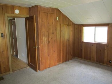 L140830 Bedroom 1