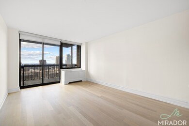 145 W 67th St unit 21-B, New York, NY 10023 - photo 3