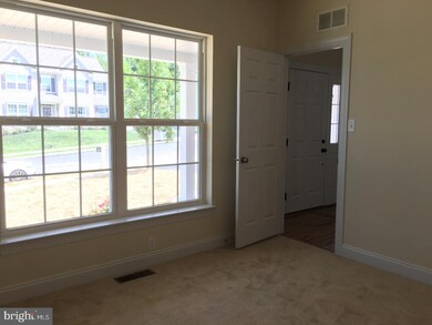 353 Constitution Ave, Reading, PA 19606 - photo 2