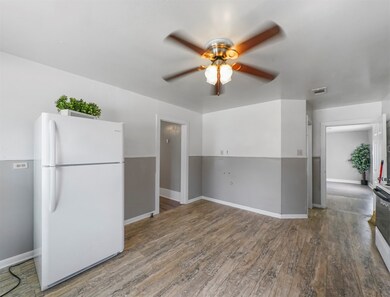 1129 5th St, Rosenberg, TX 77471 - photo 7