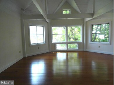 203 N Water St, Chestertown, MD 21620 - photo 4