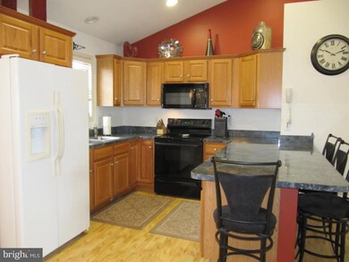 1125 Willow Creek Dr, Mount Joy, PA 17552 - photo 5