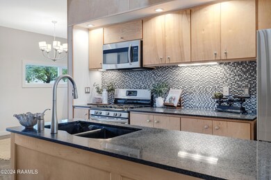 1609 W University Ave, Lafayette, LA 70506 - photo 5