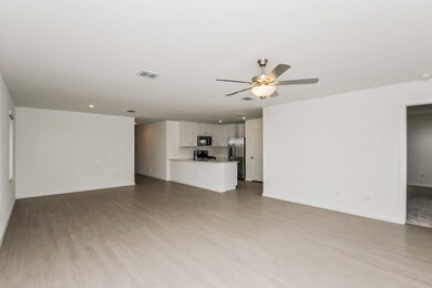 2721 Mistwood Dr, Fort Worth, TX 76108 - photo 4