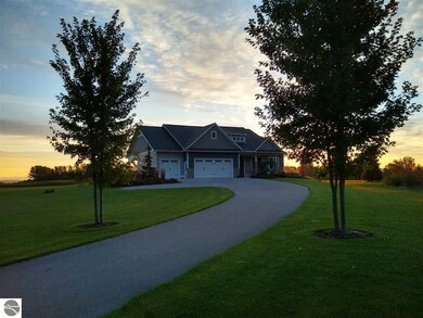 13543 S Bahia Vista Dr, Traverse City, MI 49684 - photo 3