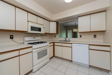 118 Allens Ln unit 10, Mullica Hill, NJ 08062 - photo 6