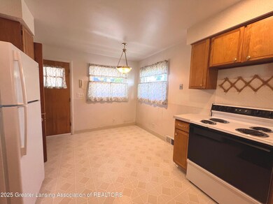 3515 Macon Ave, Lansing, MI 48917 - photo 7