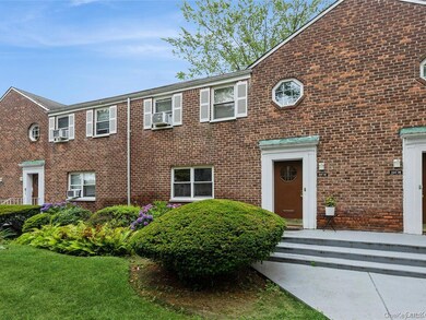 234-03 133rd Ave unit Lower, Rosedale, NY 11422 - photo 2