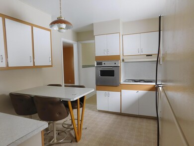 755 Pershing St, Craig, CO 81625 - photo 5