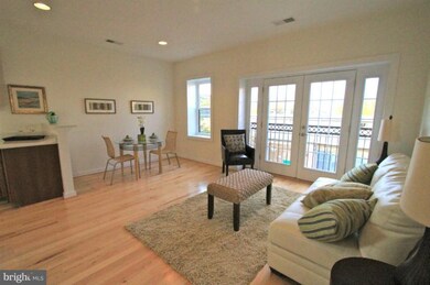 732 Lamont St NW unit 402, Washington, DC 20010 - photo 4