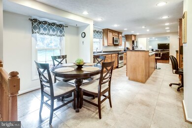 9410 Indigo Ct, Columbia, MD 21046 - photo 5