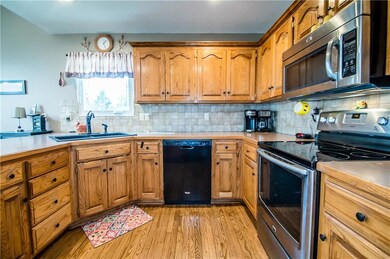 20953 W 226th Ct, Spring Hill, KS 66083 - photo 7