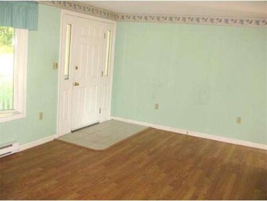 123 Henshaw St, Leicester, MA 01524 - photo 3