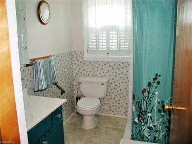 Bath fitter shower..