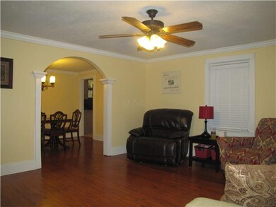 Beautiful hardwood floors, these are the real deal