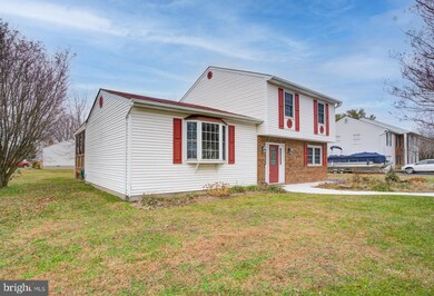 333 Dew Drop Ln, Prince Frederick, MD 20678 - photo 2