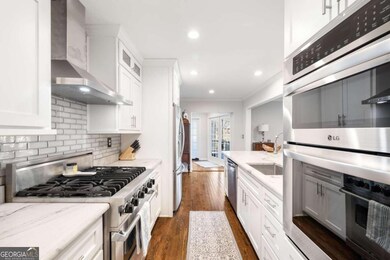 154 Cold Creek Dr, Alpharetta, GA 30009 - photo 7