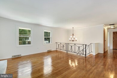 12006 Green Ct, Glenn Dale, MD 20769 - photo 5