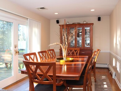 6 Watchtower Ln, Old Greenwich, CT 06870 - photo 2