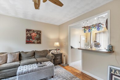 1316 Mark Twain Dr, Lansing, MI 48911 - photo 5