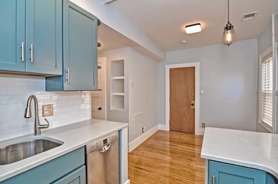 67 Bonair St unit 3, Somerville, MA 02145 - photo 2